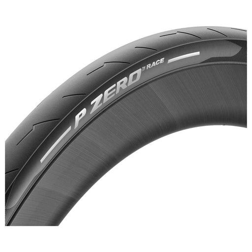 P ZERO RACE BLACK - close-up